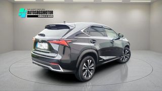 Lexus NX 2021 300H Premium