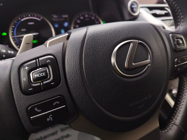 Lexus NX 2021 300H Premium