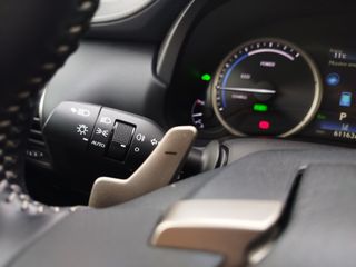 Lexus NX 2021 300H Premium