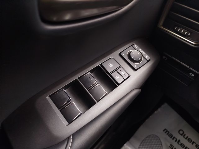 Lexus NX 2021 300H Premium