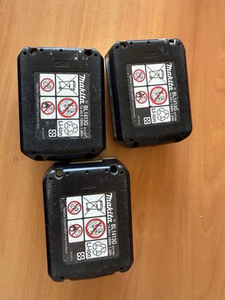 Lote 3 Baterías Makita  14,4 v (No Cargan)