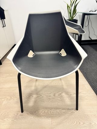 Silla confidente oficina moderna