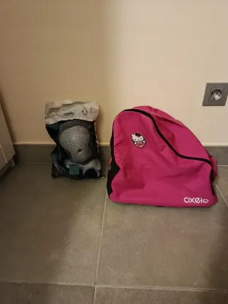 Patines en línea grises y turquesa