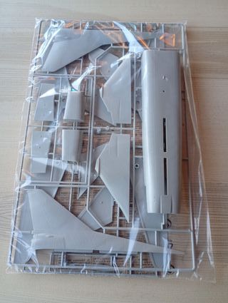 TU-22M2 BACKFIRE-B MAQUETA ITALERI 1/72