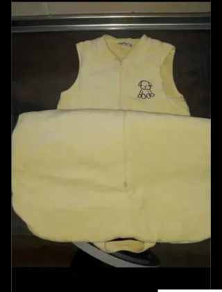 Saco dormir Tuc Tuc 0-6 meses.Amarillo 2 años