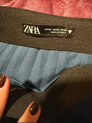 Falda Plisada Zara Azul talla XS