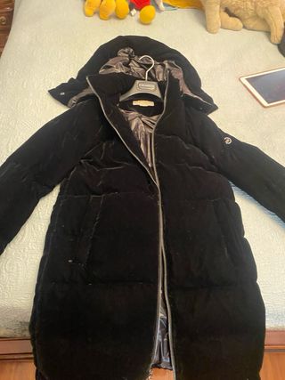 Plumífero terciopelo negro Michael Kors