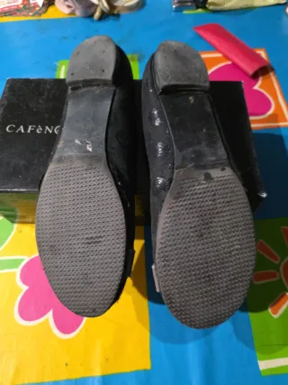 Zapatos  Negros con Hebilla Plateada