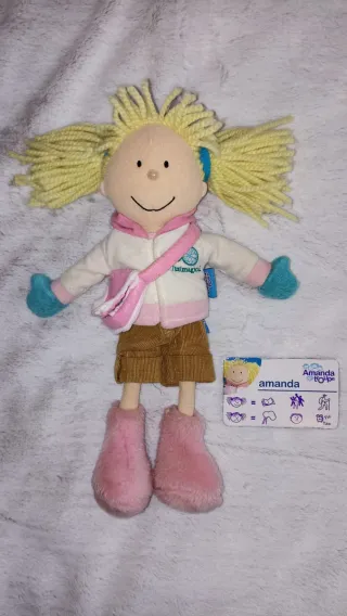 Armario Imaginarium + 4 Muñecas de Trapo Amanda