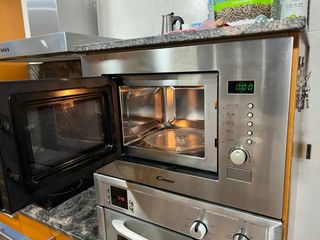 Microondas Candy Acero Inoxidable