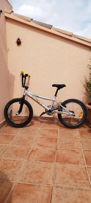 Bicicleta BMX