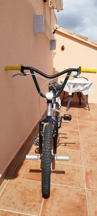 Bicicleta BMX