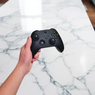 BLACK FRIDAY! Xbox Series X + Controller