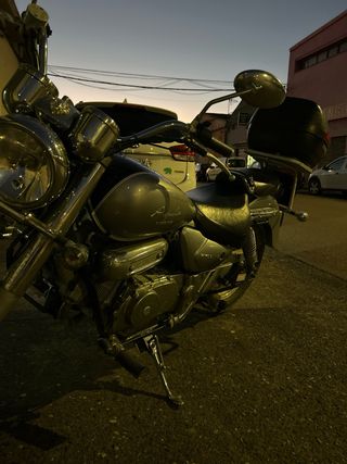 Hyosung Aquila 125cc Moto