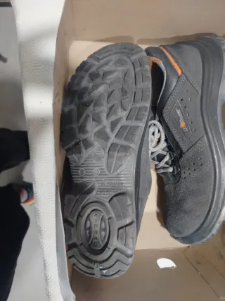 Zapatos de seguridad talla 42