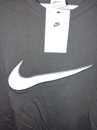 Camiseta Nike Negra Talla L nueva con etiqueta