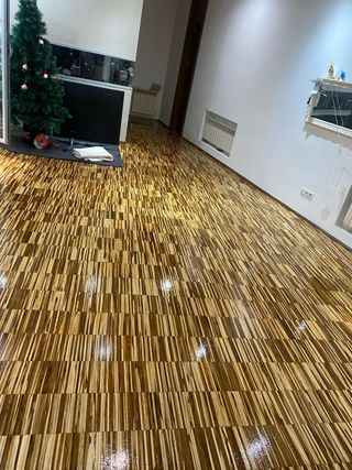 Instalación de tarima y acuchillado de parquet