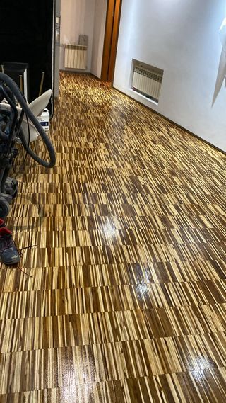 Instalación de tarima y acuchillado de parquet