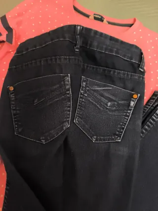 Conjunto sudadera y Pantalón Vaquero