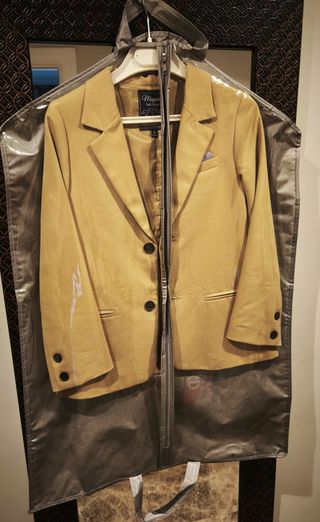 Chaqueta elegante para niño Talla 9 impecable