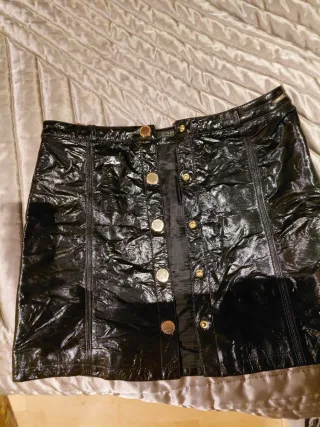 Falda Guess Negra Botones Dorados