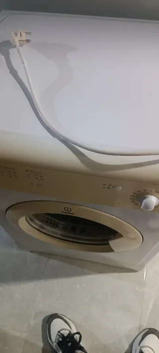 Secadora Indesit Blanca