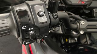 Kawasaki Versys 650 Negra