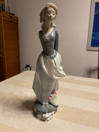 Figura Lladró “Brisa Marina”