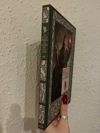 El Mago Merlín Y El Poder Del Dragón