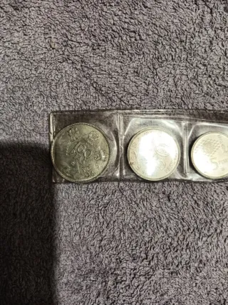 Monedas del Mundo 1982