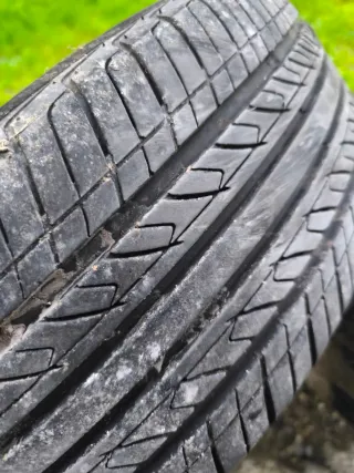 Llantas Peugeot 106 Sport con Neumáticos