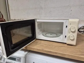 Microondas Taurus blanco