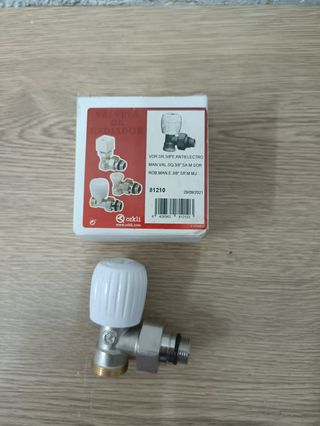 Válvula radiador Orkli escuadra 3/8