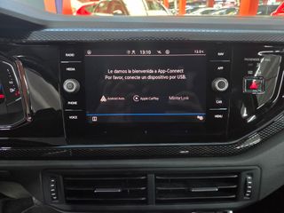 Volkswagen Polo DSG 2021