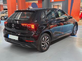 Volkswagen Polo DSG 2021