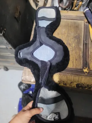 Cincha de doma varias sin usar