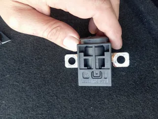 Sensor Batería Positivo Audi A6 4F0915519