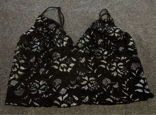 TOP ENCAJE floral negro M