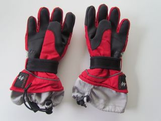 Guantes de esquí rojos Quechua