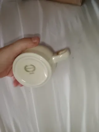 Lotto di 5 piccoli bicchieri da caffè antichi fatti in Spagna. Bida