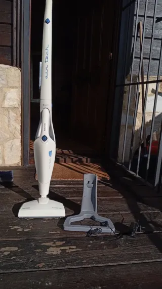 Aspirador sin cable Taurus Air tech Turbo Brush