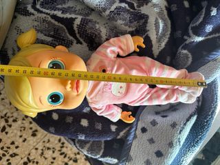 Peke baby Emma muñeca bebés llorones juguete niña