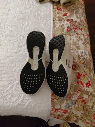 Zapatillas Nike Beige/Rosa Talla 40.5