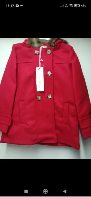 Cappotto rosso bambina con cappuccio