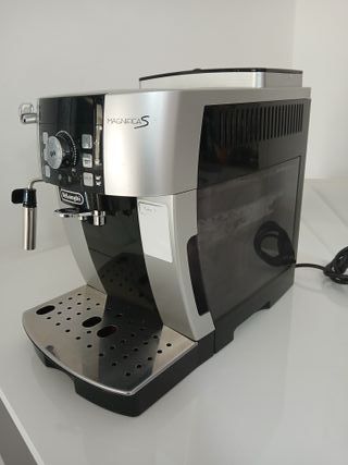Macchina Caffè DeLonghi Magnifica S