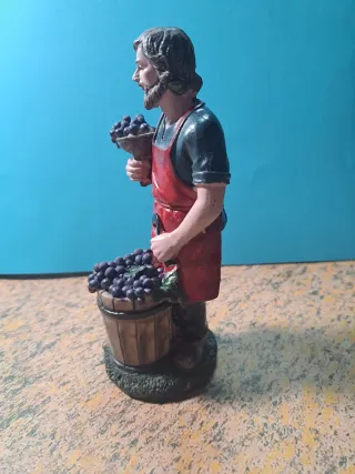 Figura Belén Hombre con uvas