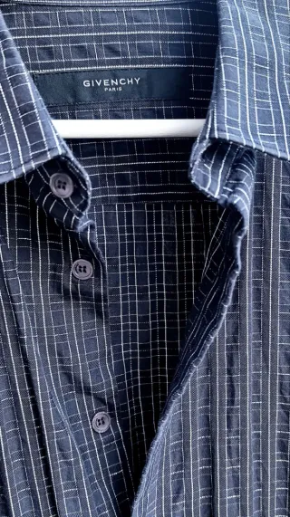 Camisa negra de cuadros plata de Givenchy