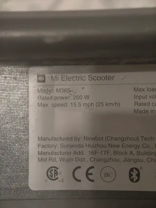 Xiaomi Mi Electric Scooter M365