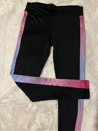 Mallas deportivas negras con degradado