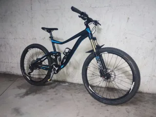 Bicicleta MTB Giant Trance 27.5